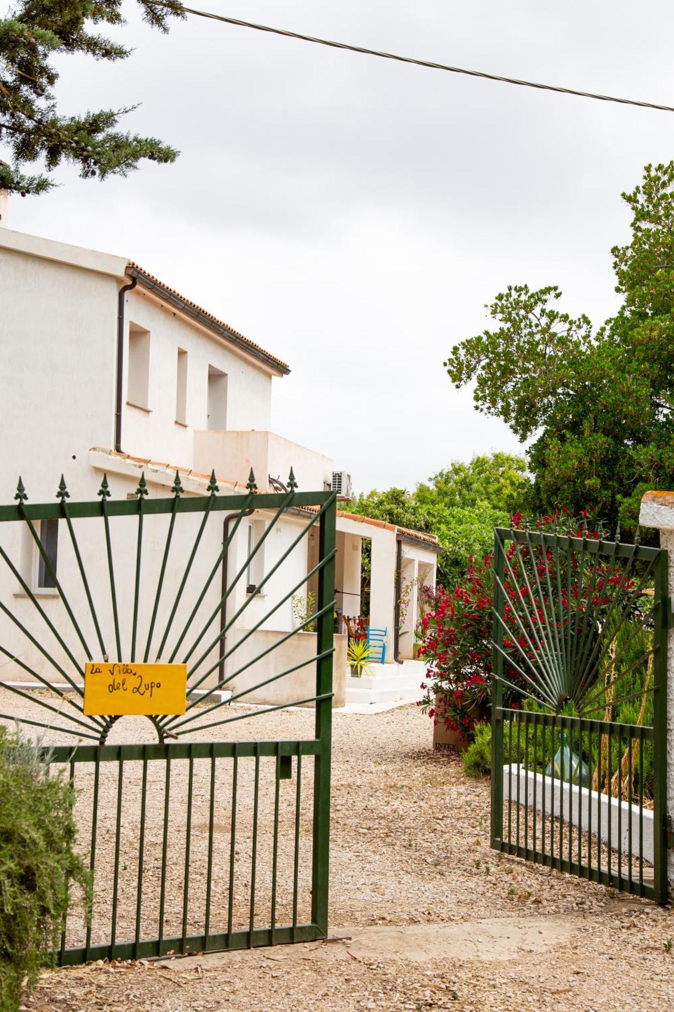 Villa Del Lupo Santa Maria la Palma Eksteriør billede