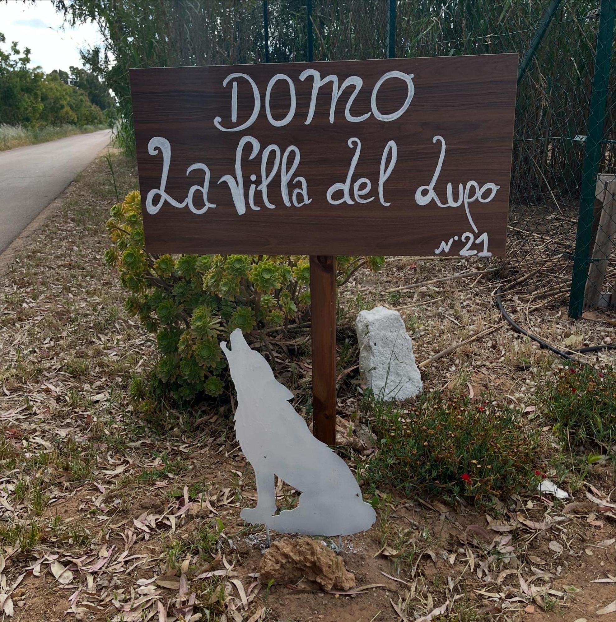 Villa Del Lupo Santa Maria la Palma Eksteriør billede